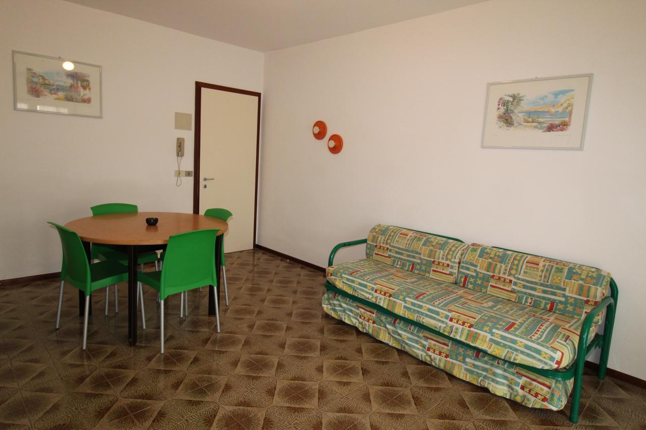 Condominio Ivelca Lignano Sabbiadoro Exteriér fotografie